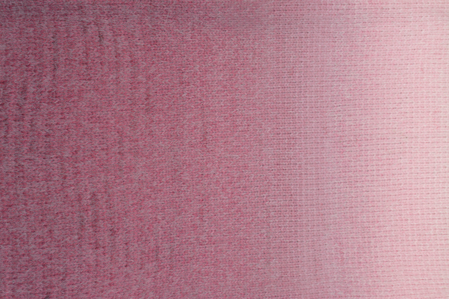 Círculo Marfim – Hilo Degradado Suave con Tacto Cachemir (200g)